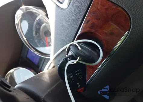 2014 Chrysler Town & Country Touring из США, поврежденный, VIN 2C4RC1BG8ER445033